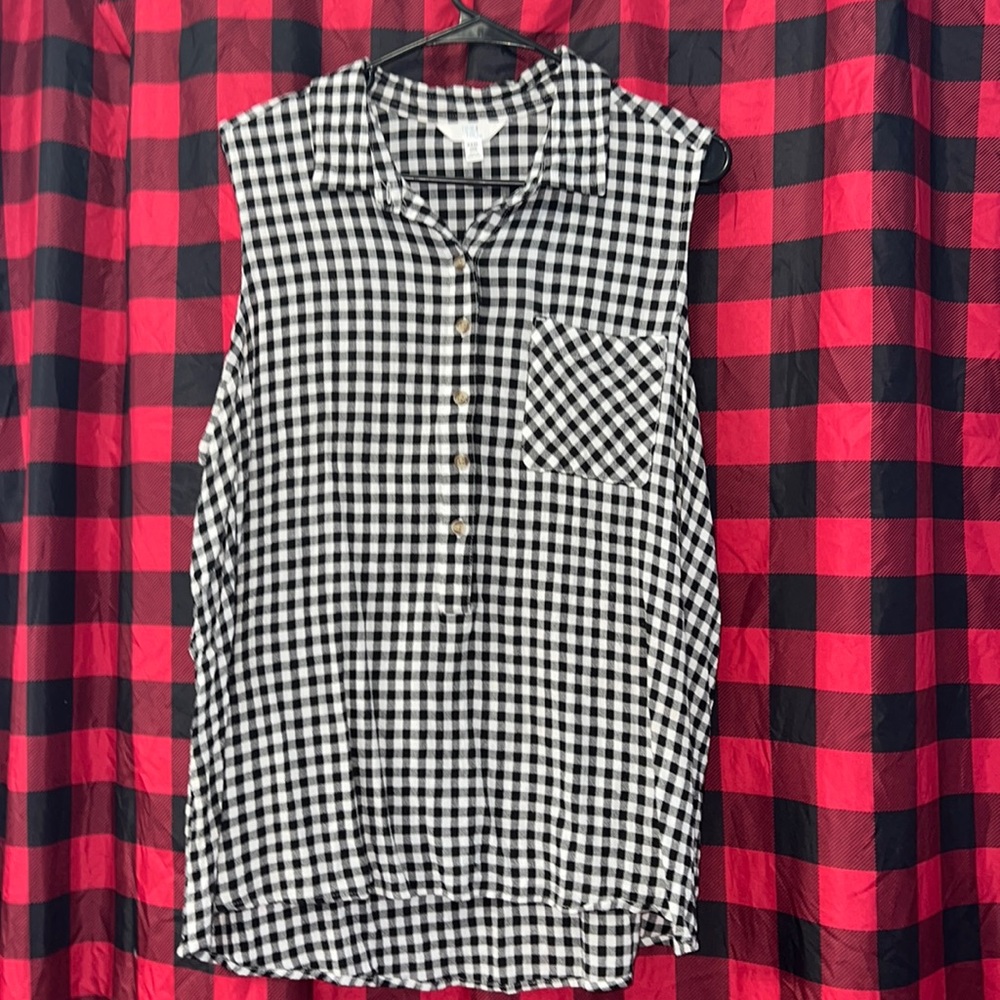 Time and Tru collared tank top, size 22